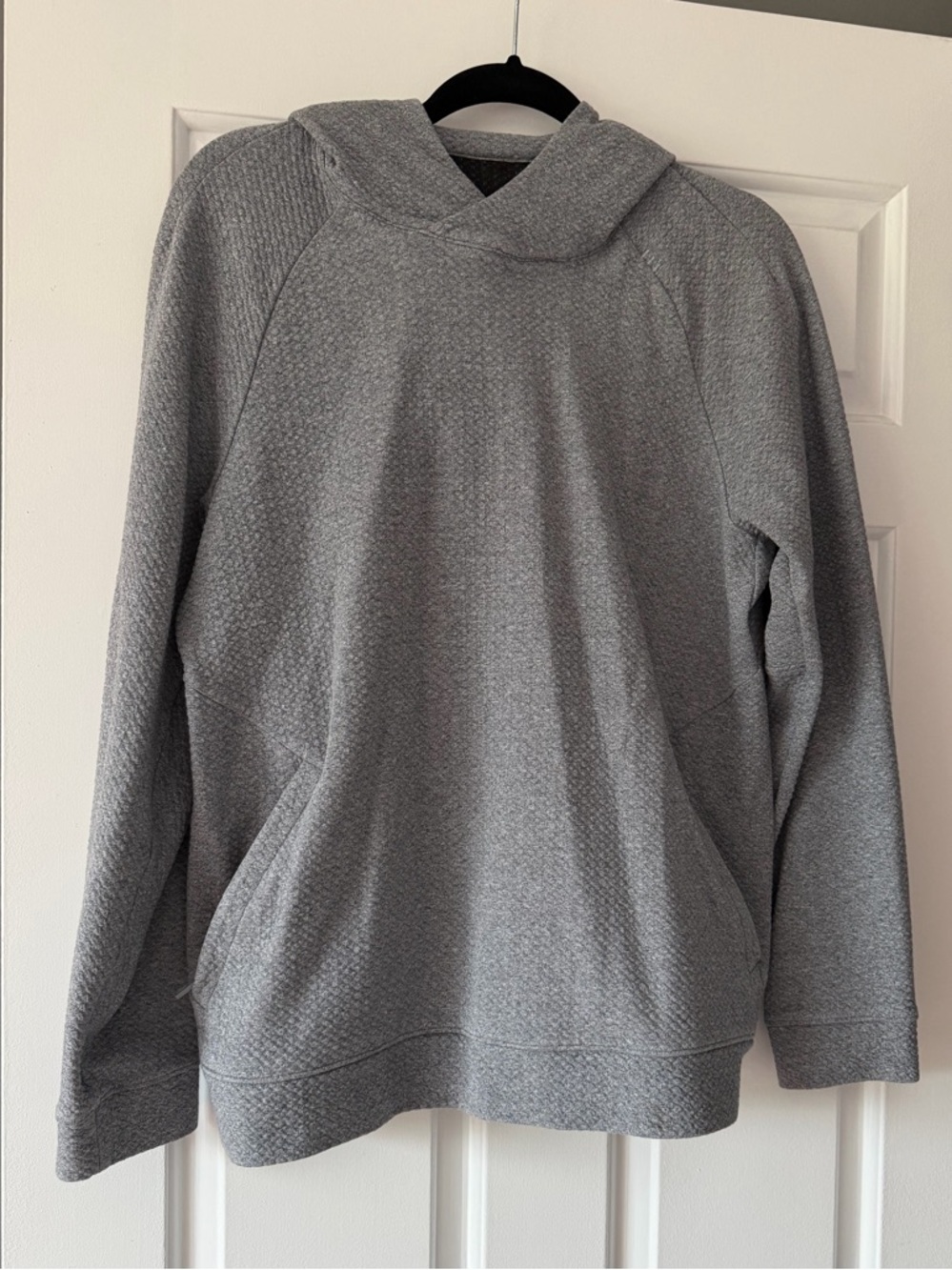 lululemon athletica Men's Light Gray Textured Pullover Hoodie